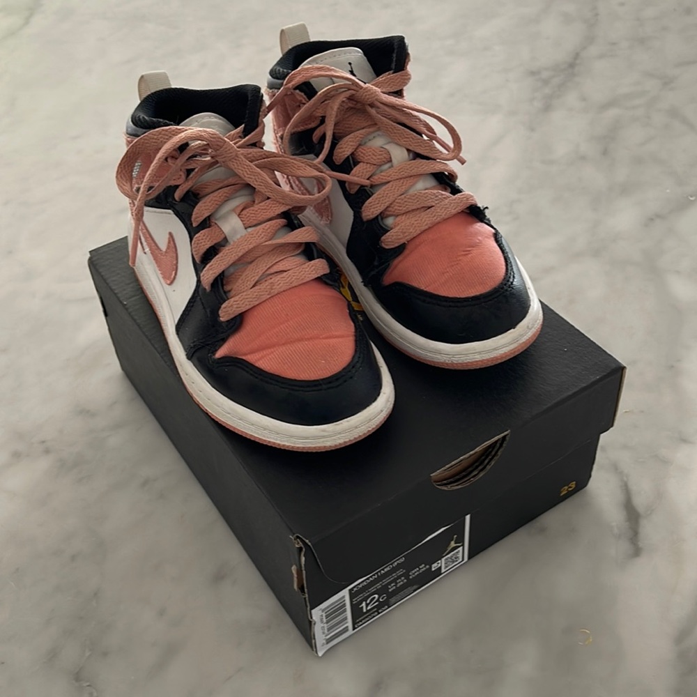 Nike Air Jordan Sneakers